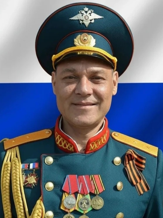 Янбулатов Вячеслав Муратович.